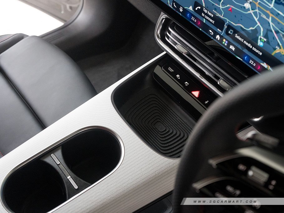 https://i.i-sgcm.com/new_cars/cars/22126/22126_g26