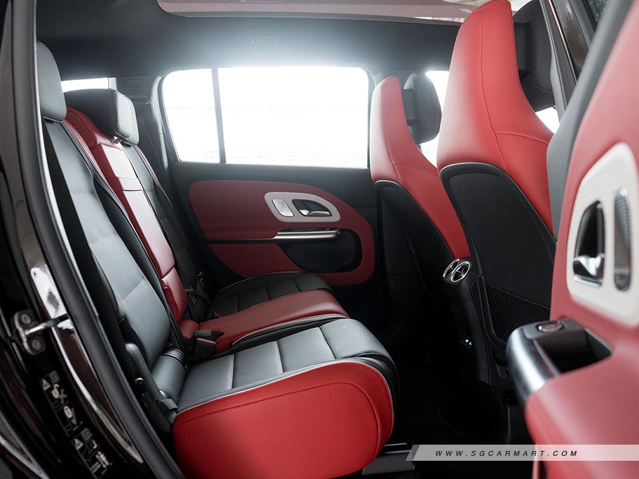 https://i.i-sgcm.com/new_cars/cars/22126/22126_g30