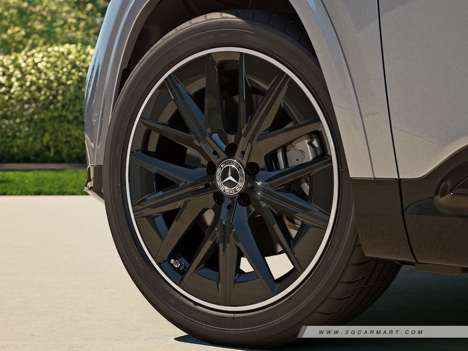 Mercedes-Benz GLB Electric 5