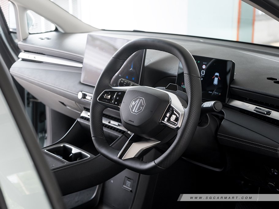 https://i.i-sgcm.com/new_cars/cars/22129/22129_g24