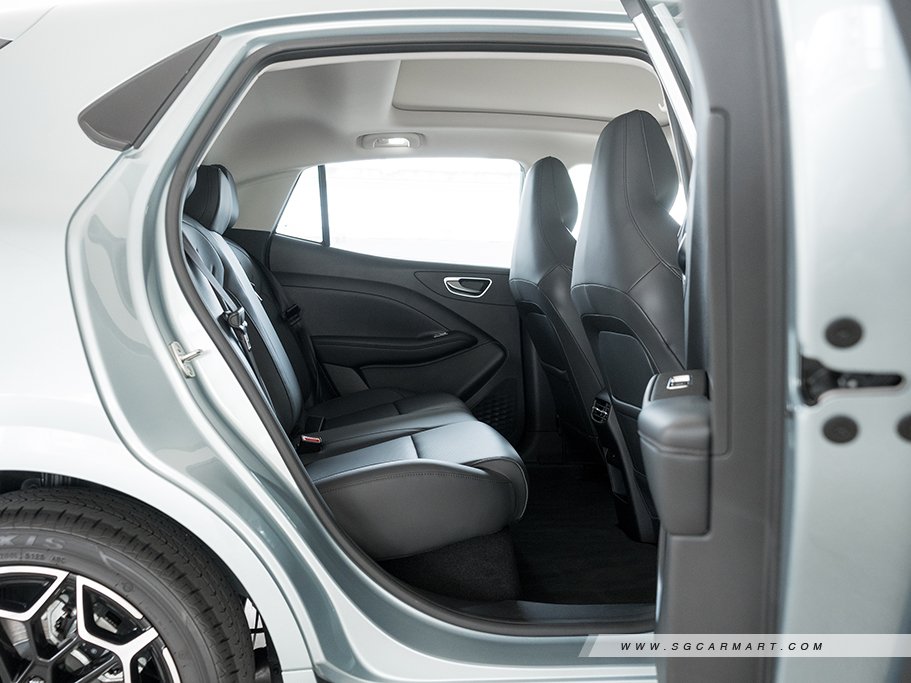 https://i.i-sgcm.com/new_cars/cars/22129/22129_g36