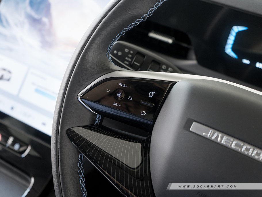https://i.i-sgcm.com/new_cars/cars/22131/22131_g12