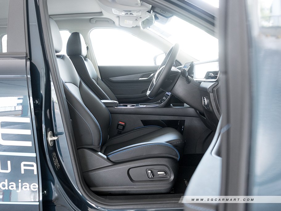 https://i.i-sgcm.com/new_cars/cars/22131/22131_g19