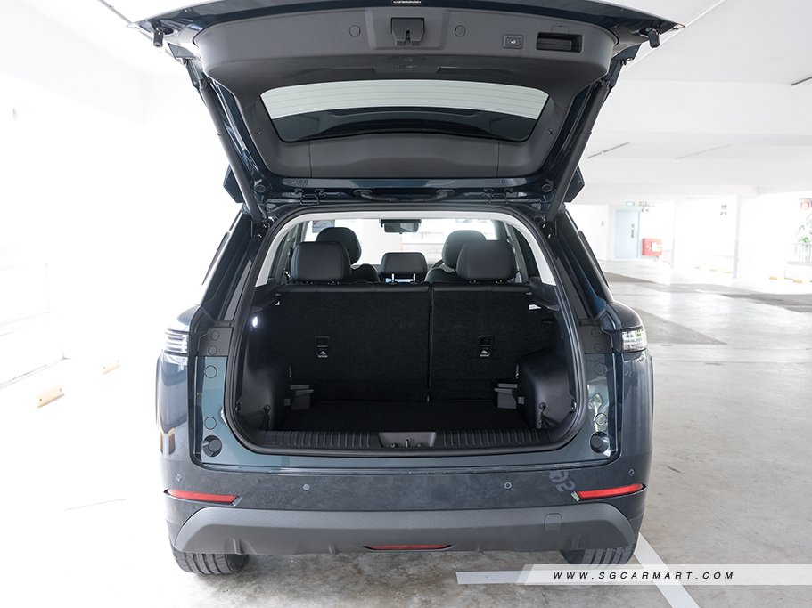 https://i.i-sgcm.com/new_cars/cars/22131/22131_g21