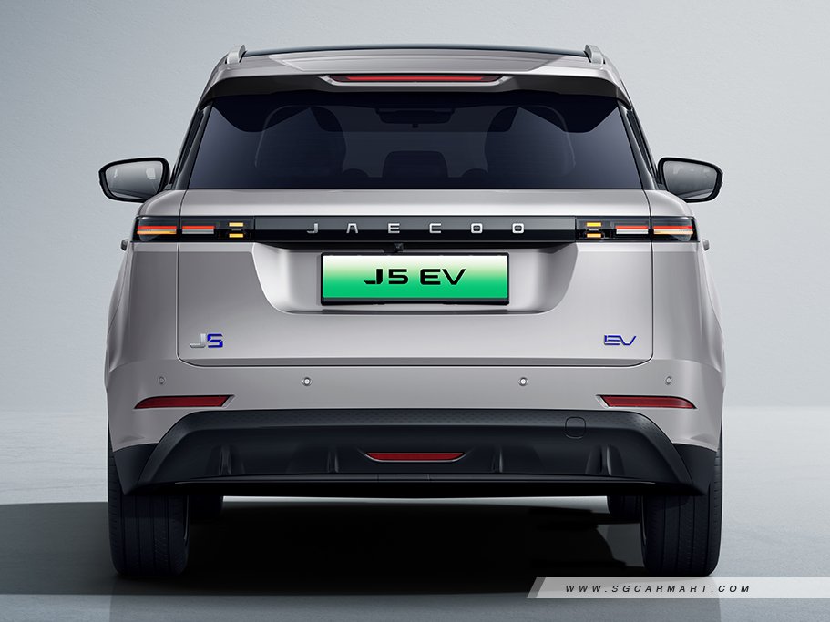 https://i.i-sgcm.com/new_cars/cars/22131/22131_g28
