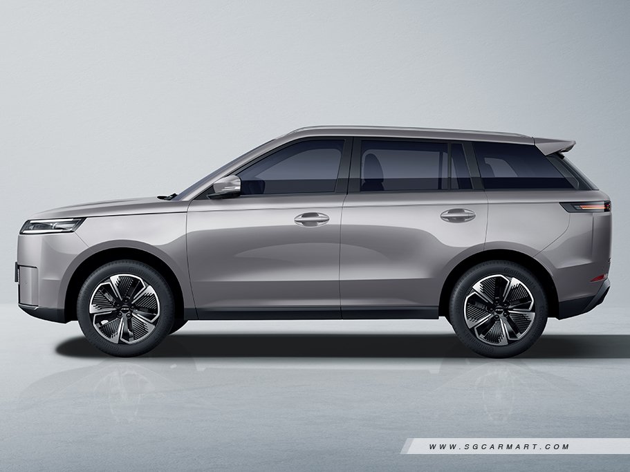 https://i.i-sgcm.com/new_cars/cars/22131/22131_g30