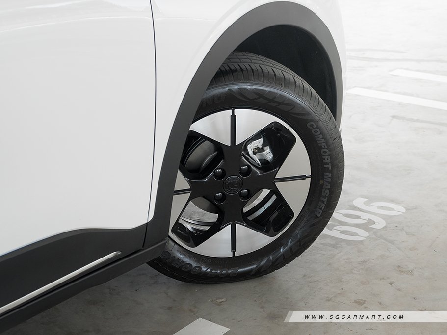 https://i.i-sgcm.com/new_cars/cars/22148/22148_g20