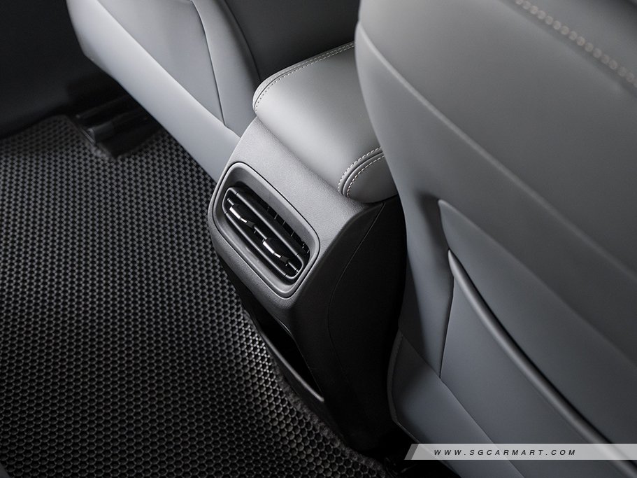 https://i.i-sgcm.com/new_cars/cars/22148/22148_g28