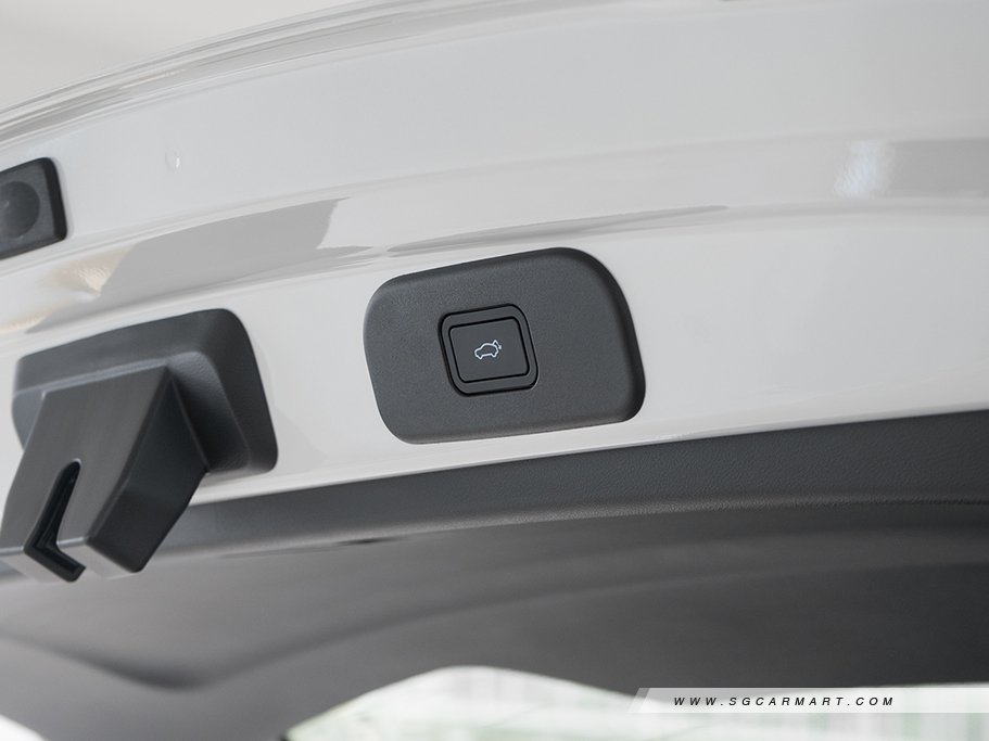 https://i.i-sgcm.com/new_cars/cars/22148/22148_g32