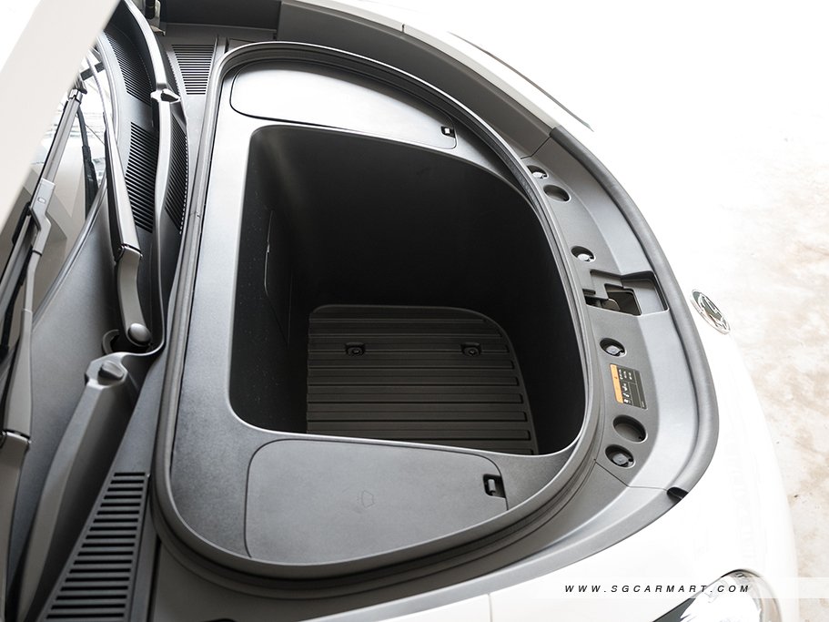 https://i.i-sgcm.com/new_cars/cars/22148/22148_g33