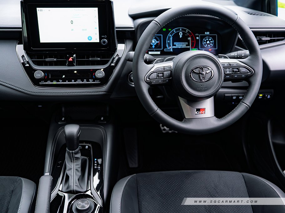 https://i.i-sgcm.com/new_cars/cars/22150/22150_g28