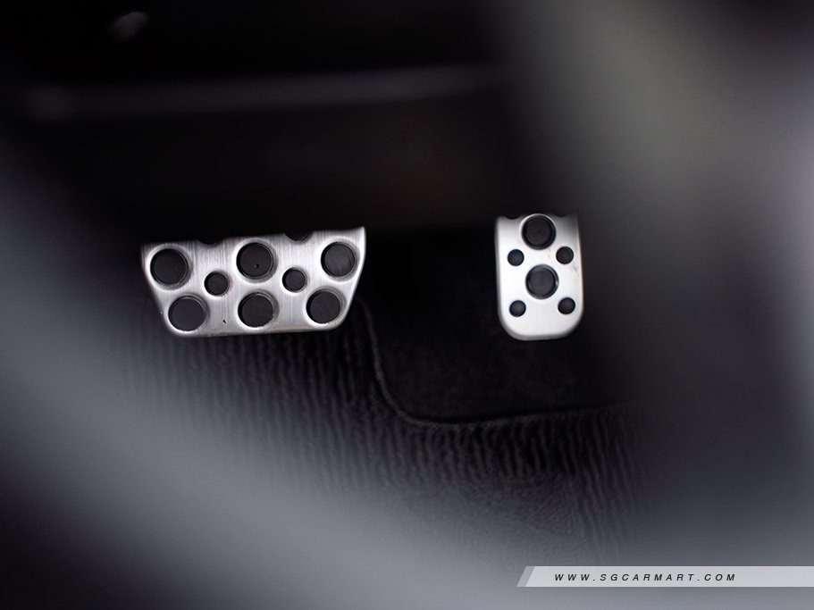 https://i.i-sgcm.com/new_cars/cars/22150/22150_g41