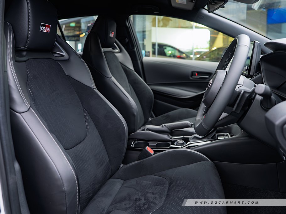 https://i.i-sgcm.com/new_cars/cars/22150/22150_g44