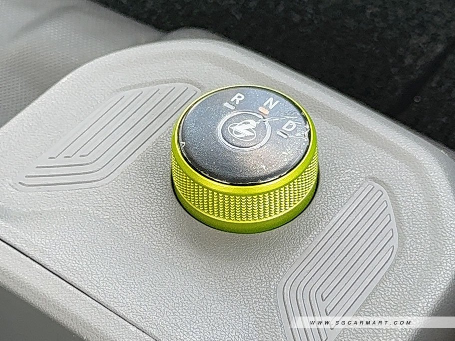 https://i.i-sgcm.com/new_cars/cars/22151/22151_g12