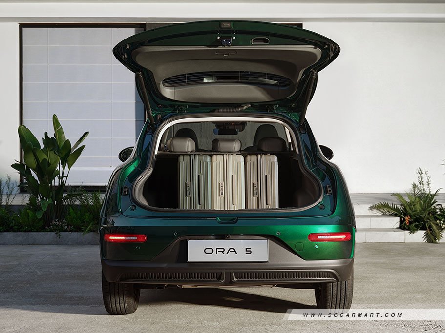 https://i.i-sgcm.com/new_cars/cars/22157/22157_g13
