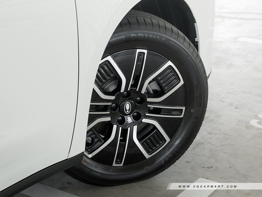 https://i.i-sgcm.com/new_cars/cars/22157/22157_g19