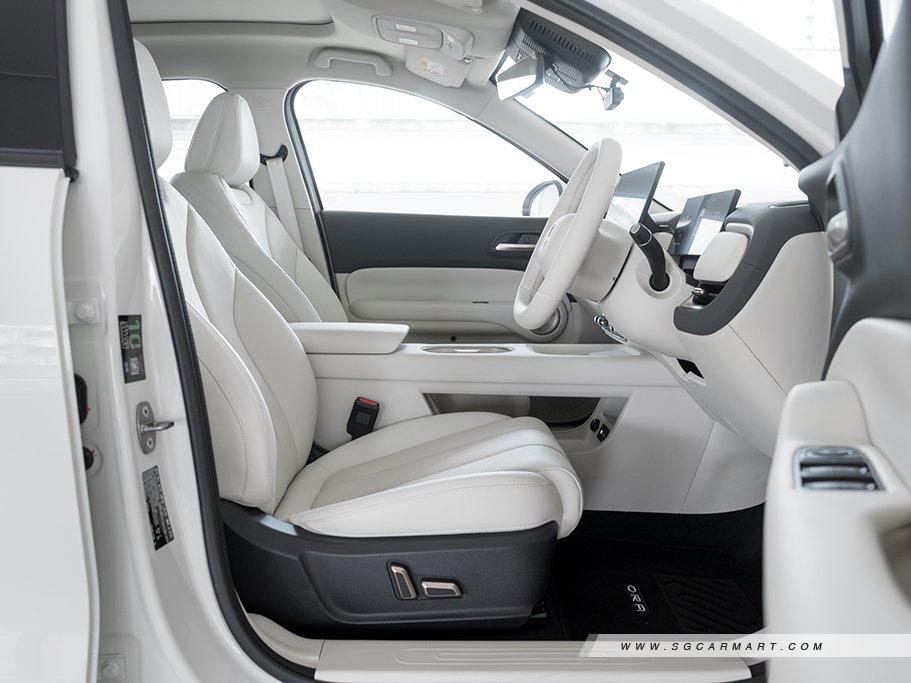 https://i.i-sgcm.com/new_cars/cars/22157/22157_g32