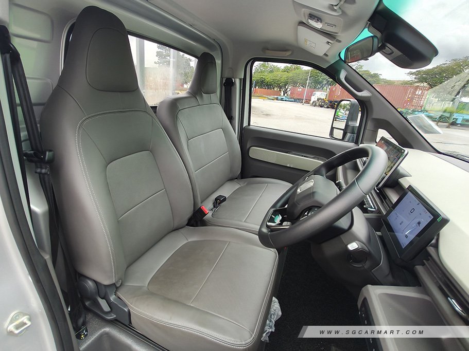 https://i.i-sgcm.com/new_cars/cars/22158/22158_g12