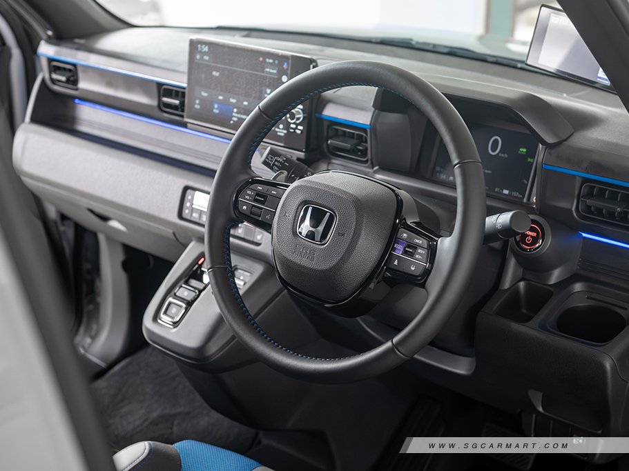 https://i.i-sgcm.com/new_cars/cars/22159/22159_g14