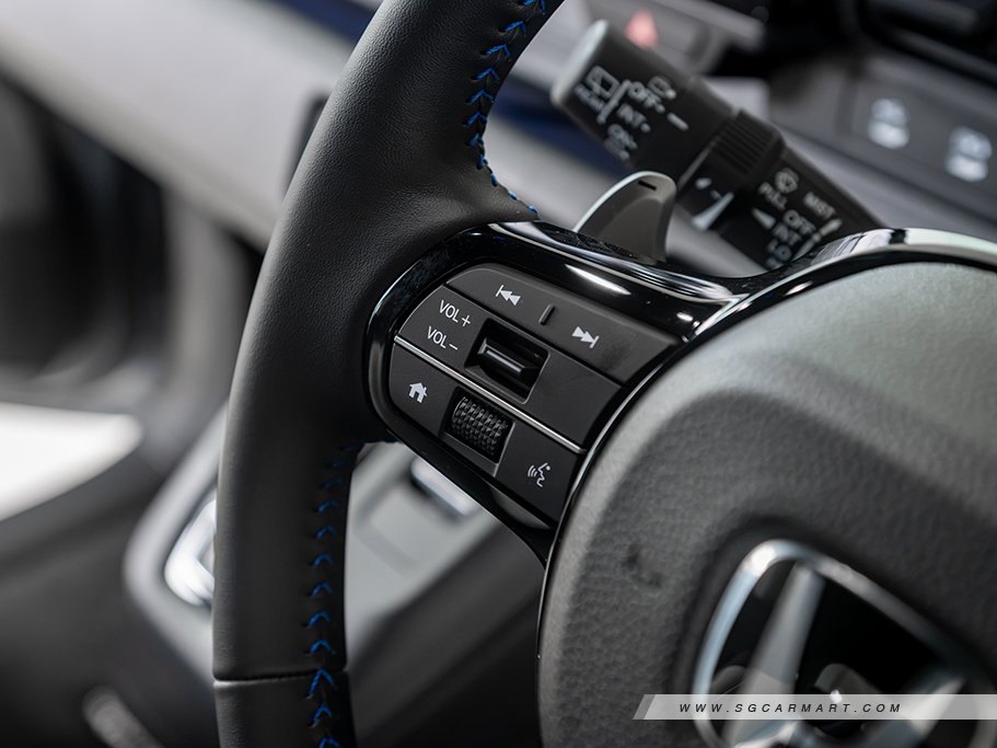https://i.i-sgcm.com/new_cars/cars/22159/22159_g16