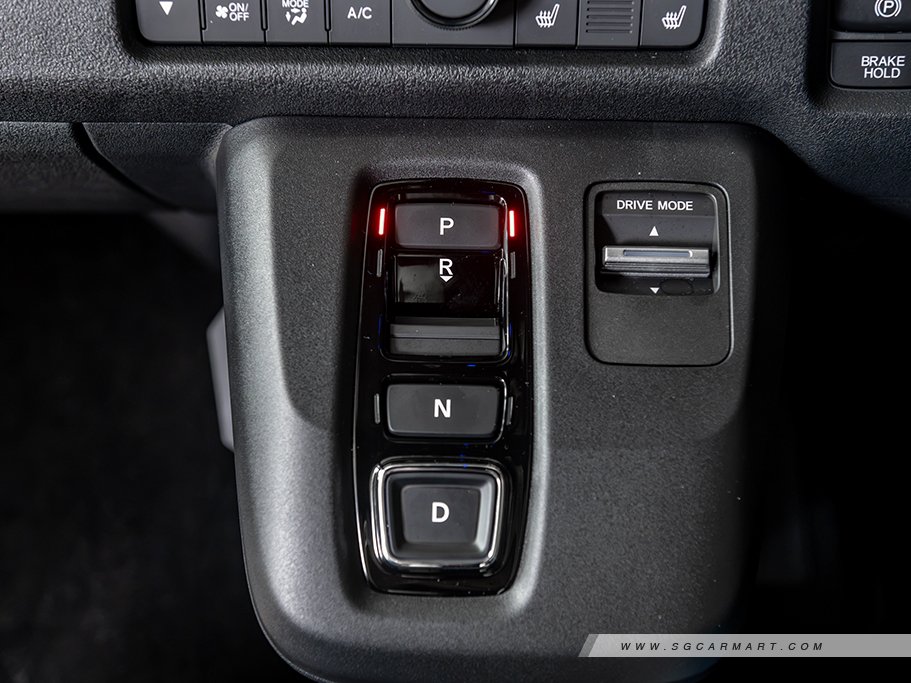 https://i.i-sgcm.com/new_cars/cars/22159/22159_g20