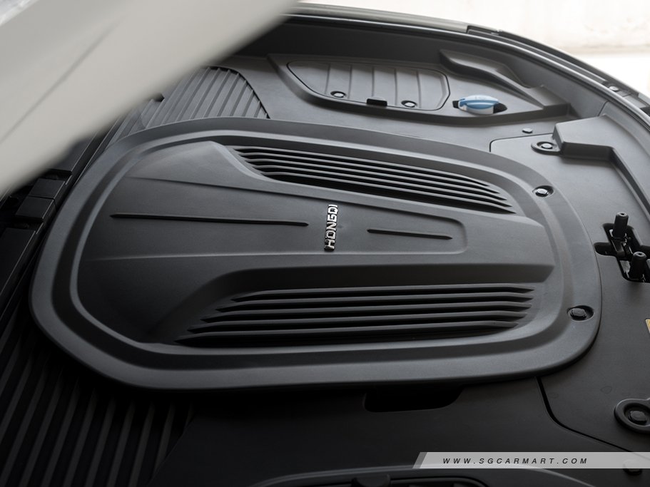 https://i.i-sgcm.com/new_cars/cars/22167/22167_g39