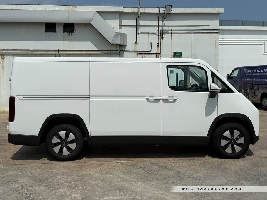 https://i.i-sgcm.com/new_cars/cars/22170/22170_g4