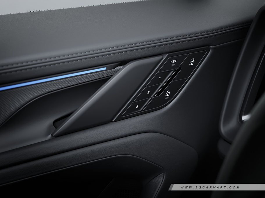 https://i.i-sgcm.com/new_cars/cars/22173/22173_g10