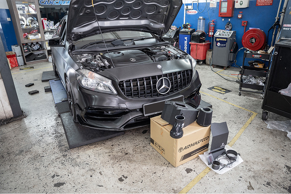 Mercedes Benz