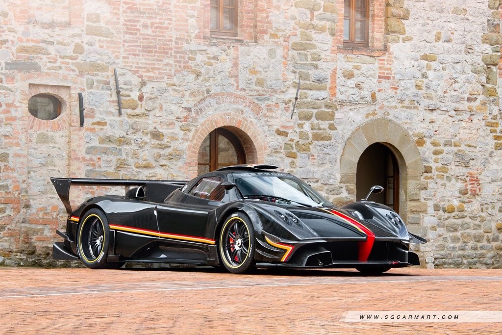 Pagani Zonda Side