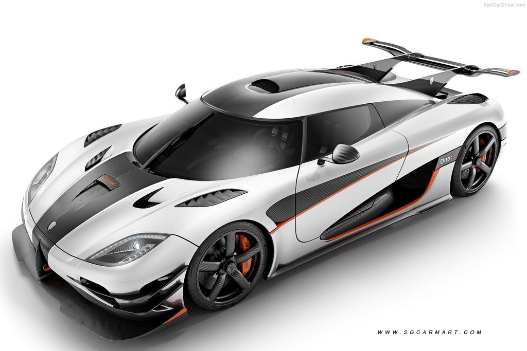 Koenigsegg Side