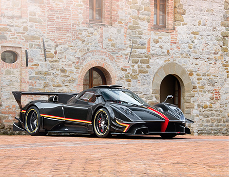 Pagani Zonda Revolucion side