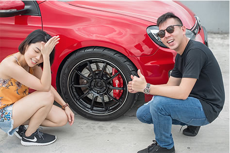 RED CAR