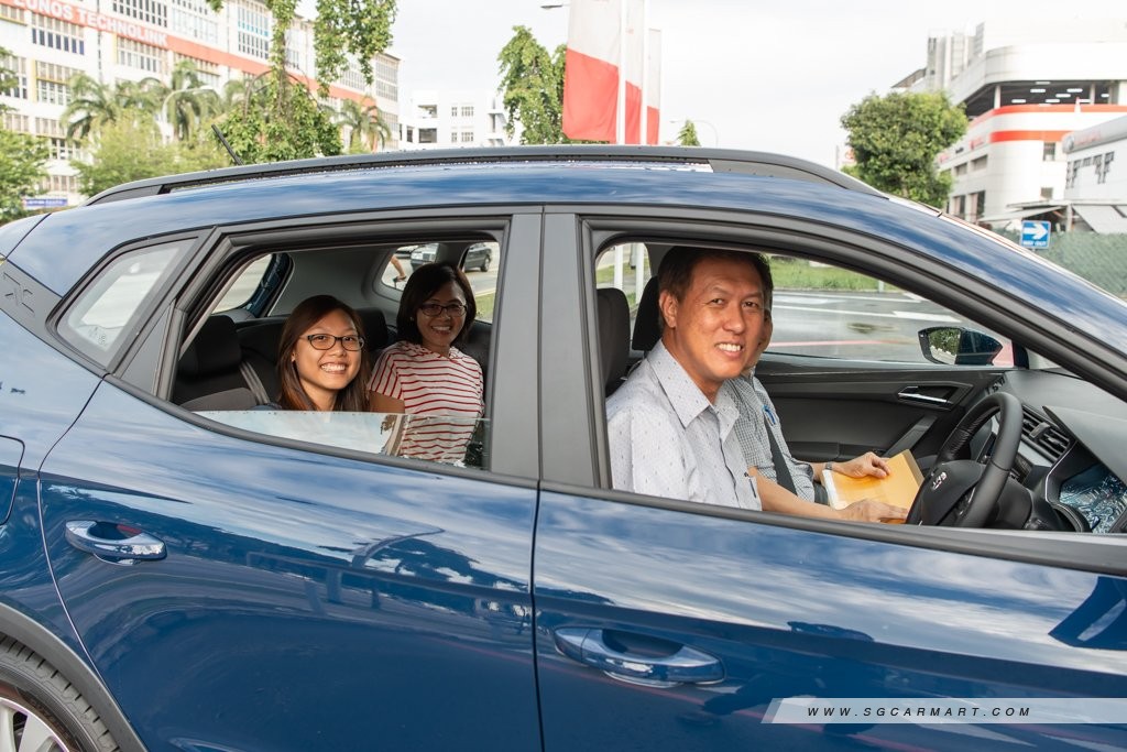 blue car
