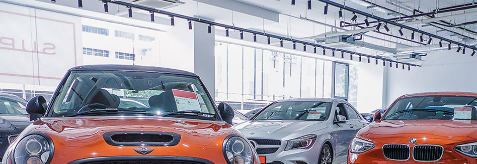orange car