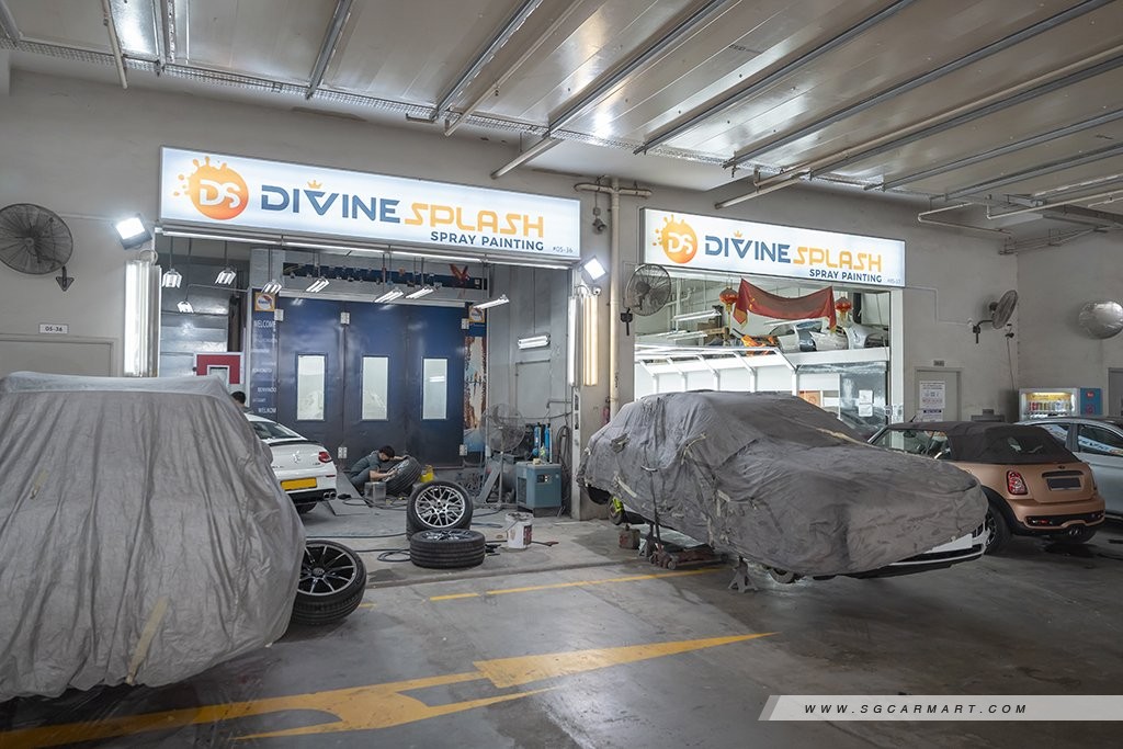 Quality car spray painting with Divine Splash