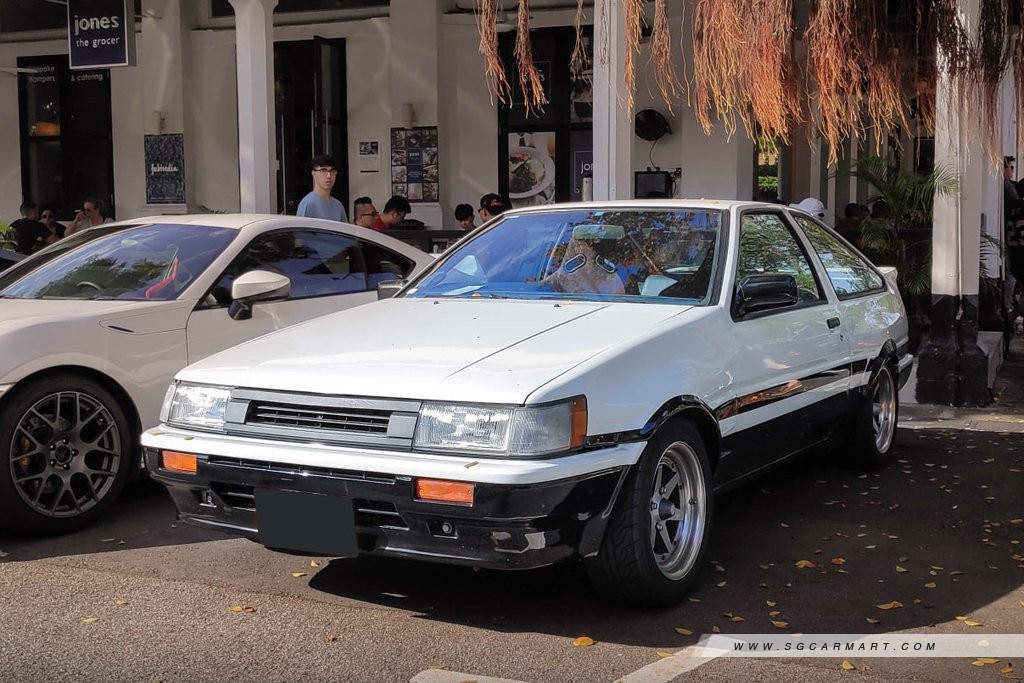 These Old Japanese Cars From The 80s And 90s Feature Fancy Tech You See 