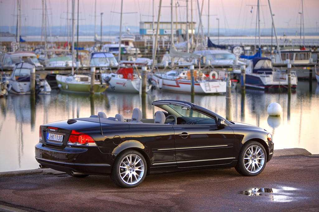 Volvo Cars Register Three "Ideal" Category Wins