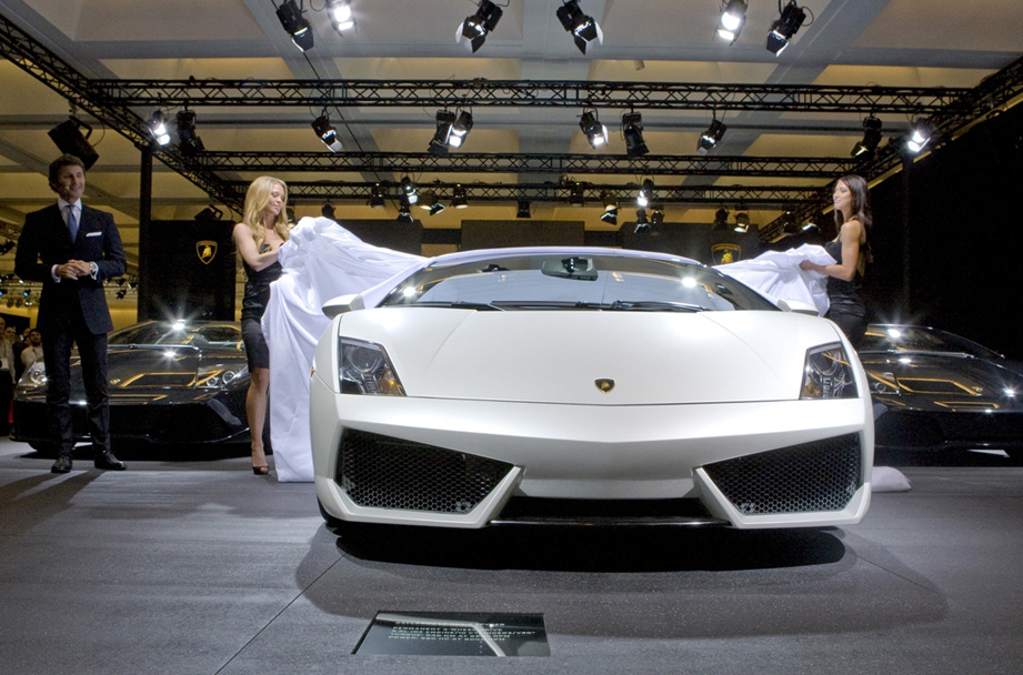 Lambooo Lamborghini LP560-4 Spyder unveiled! - Sgcarmart