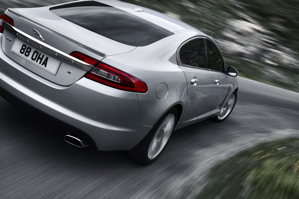 Jag XF gets diesel treatment