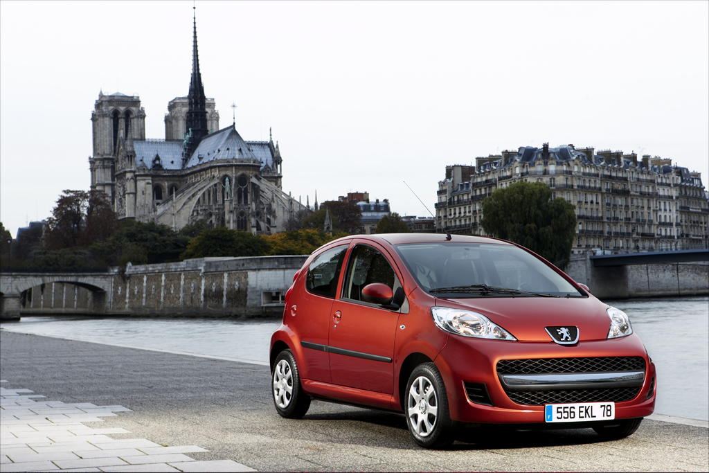 Facelifted Peugeot 107 hits the showrooms