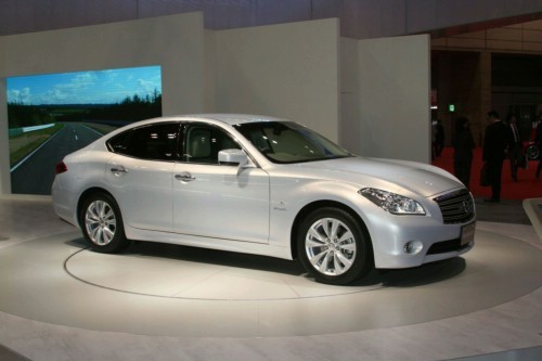 Nissan unveils the Fuga at the Tokyo Motor Show