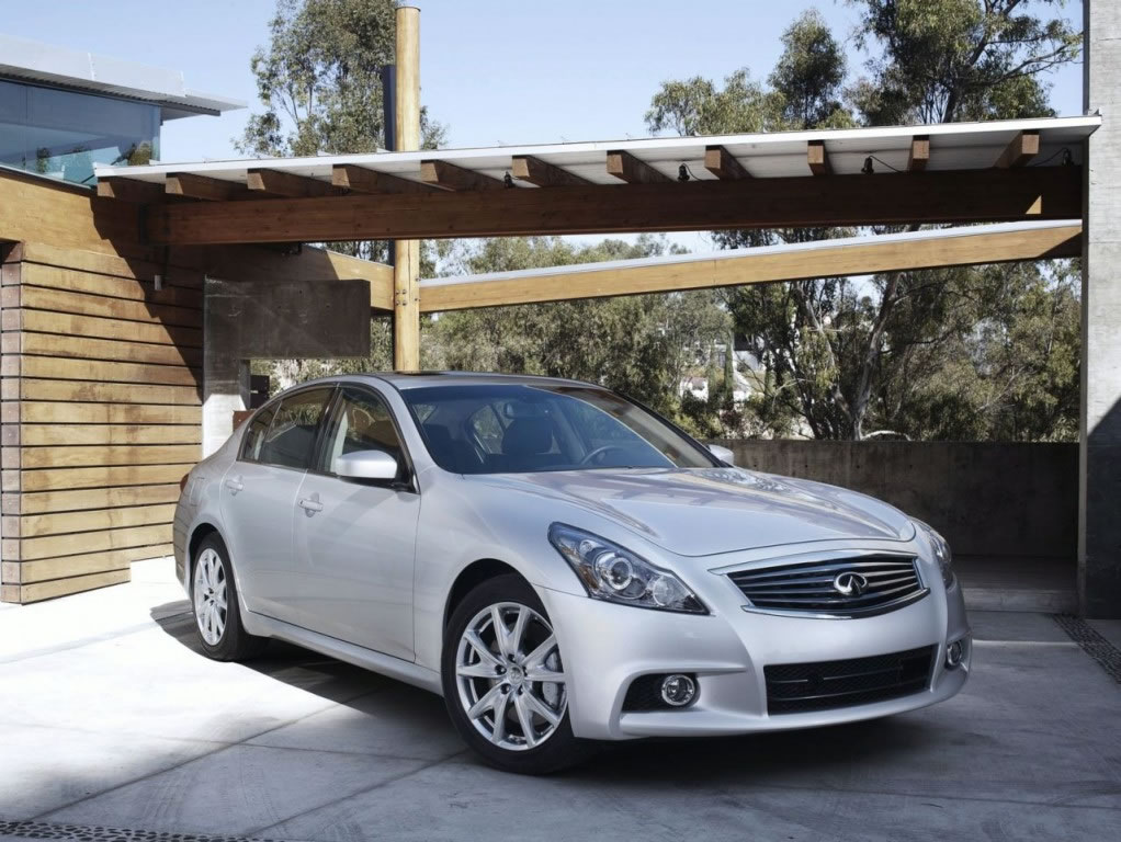 Infiniti facelifts the G37 - Sgcarmart