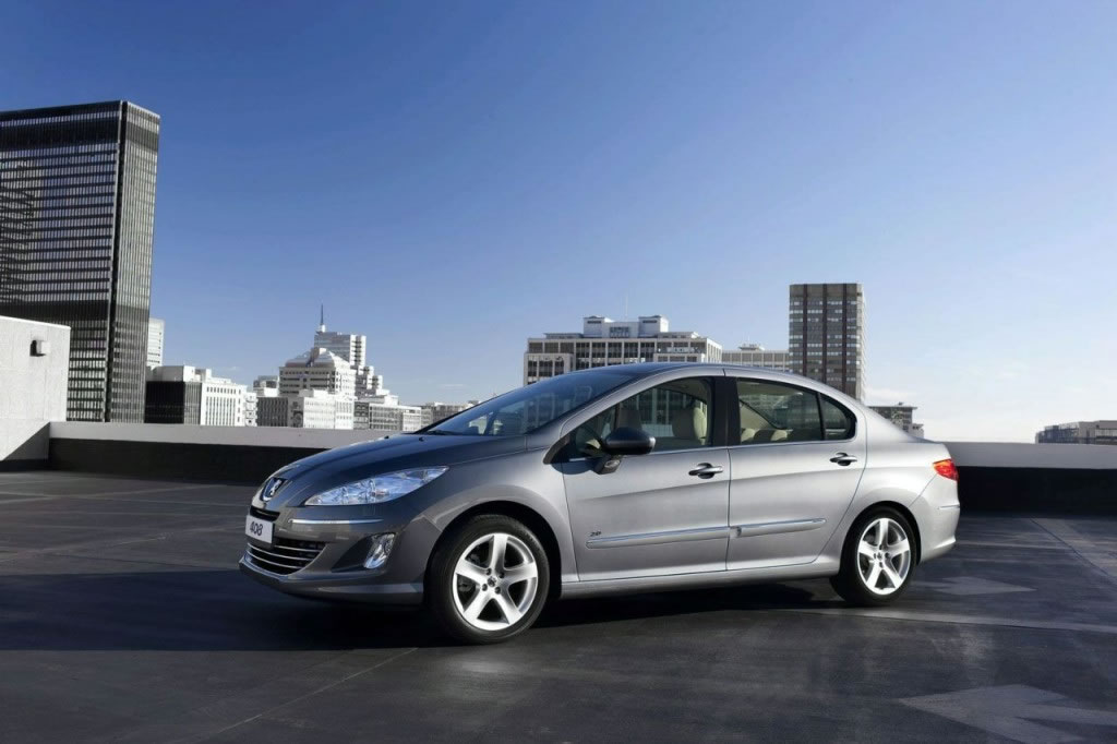 Peugeot reveals the 408