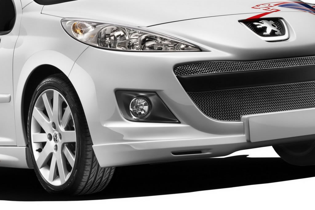 New Peugeot 207CC Black & White Special Edition