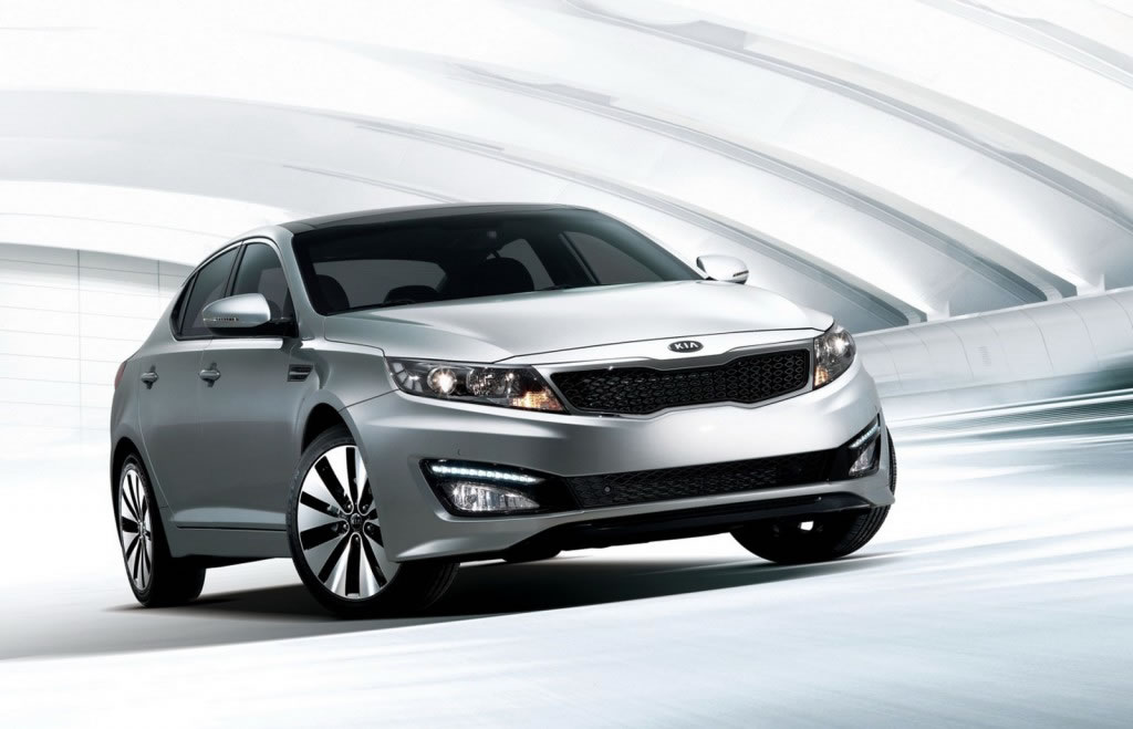 Kia releases official pictures of the new Optima