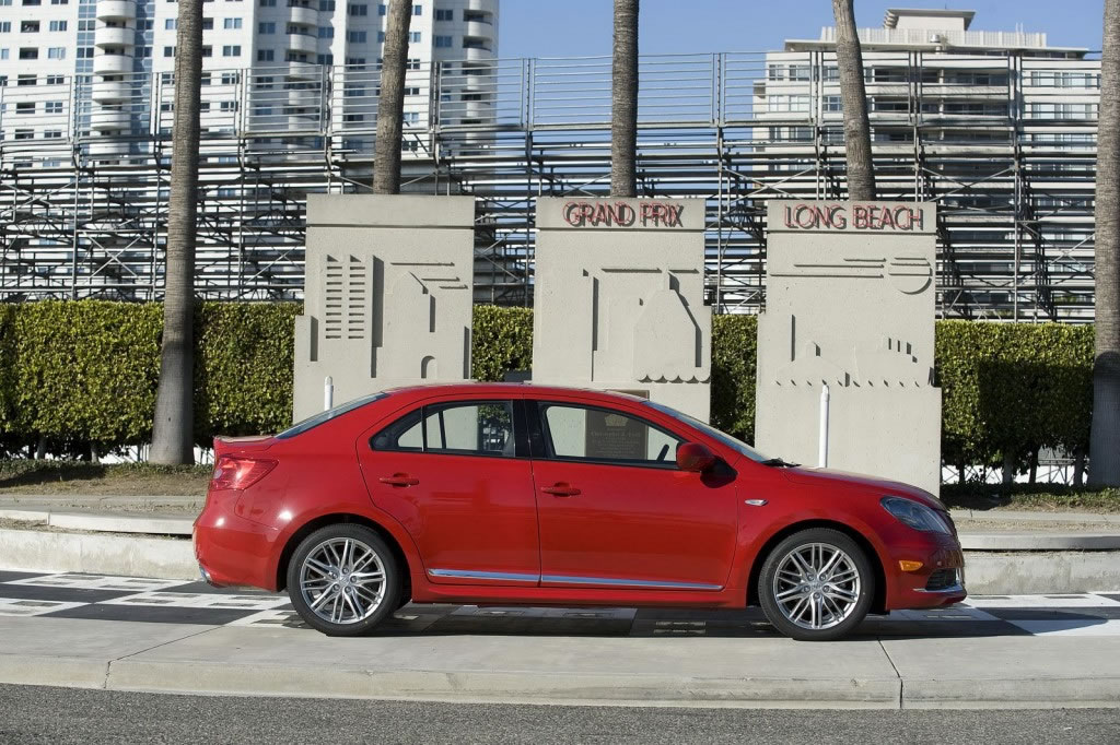 Suzuki reveals the Kizashi Sport