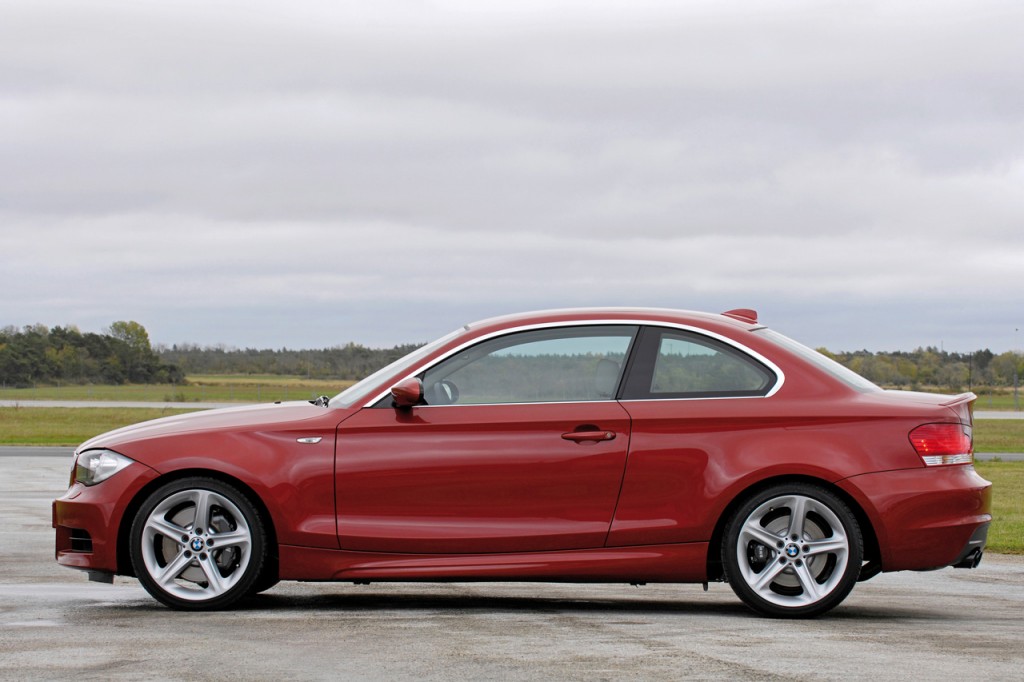 BMW stops sales and recalls the 1-Series due to fire risk