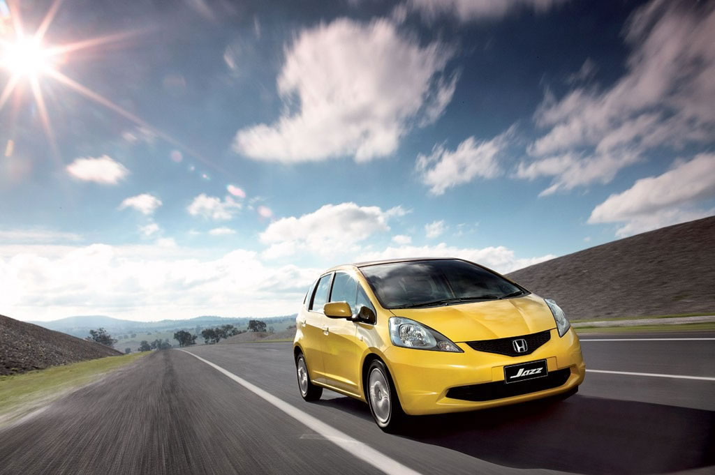 Honda to unveil a Jazz Hybrid...in Paris