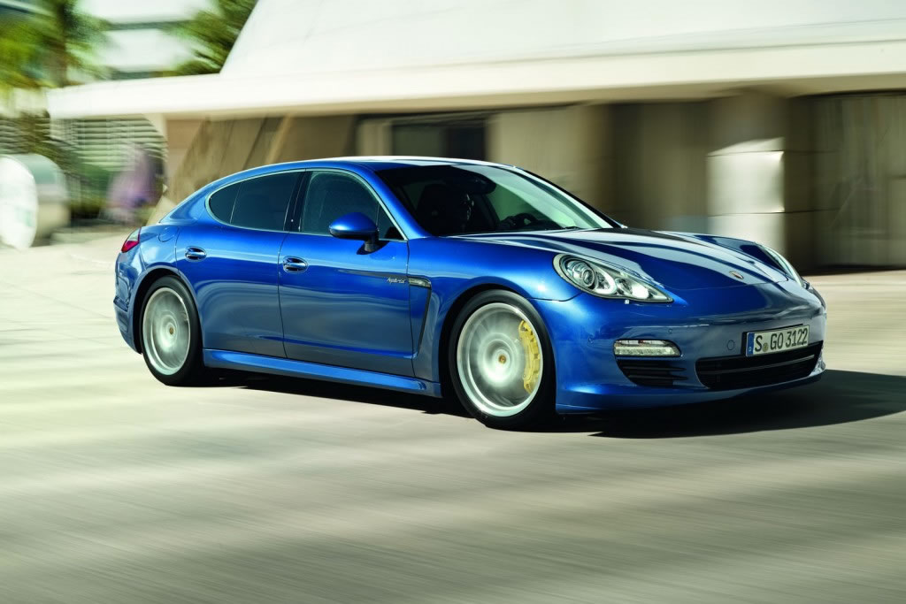 Porsche Panamera S Hybrid delivers fuel efficiency with premium performance